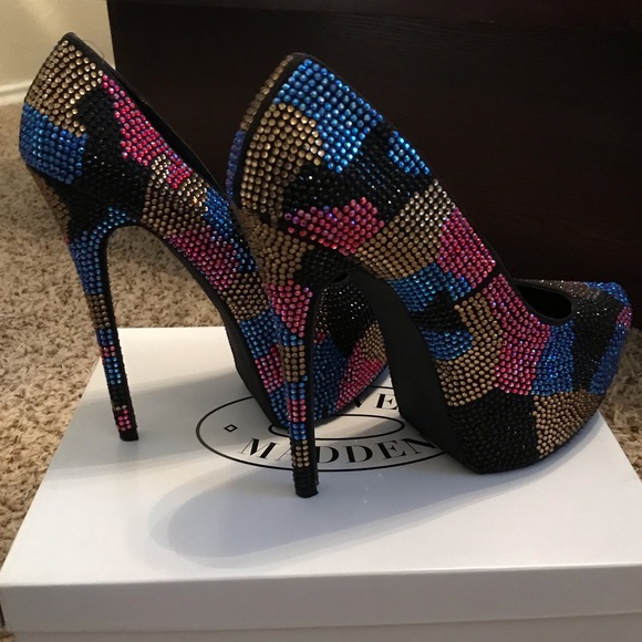 Steve Madden Dyvinal Platform Puzo (Camouflage) - Picture 4 of 6